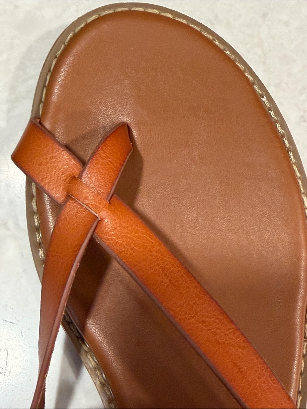 Franco Sarto Gabby 2 Cognac Leather Strappy Toe Loop Flat Sandals Womens 9M - Picture 12 of 12
